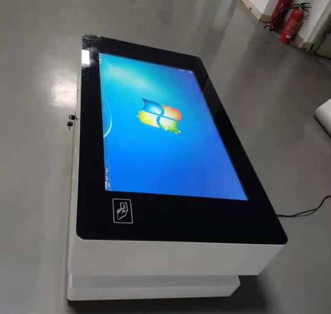 Quiosque esperto personalizado Multitouch interativo do jogador da tabela do LCD do jogo do café do toque do chá de 55 polegadas com PC /Android de Windows