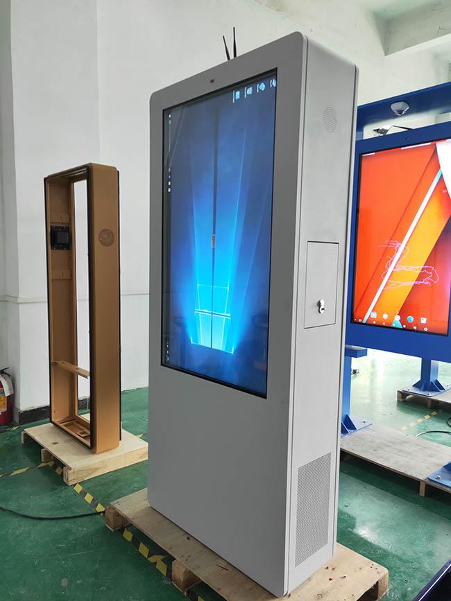 O dobro tomou partido a tela dupla Lcd que anuncia a tela dupla exterior Digital 5m bilaterais tela exterior da indicação digital de 5 polegadas